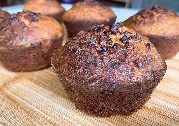 Leev muffin met chocolade en cacao nibs