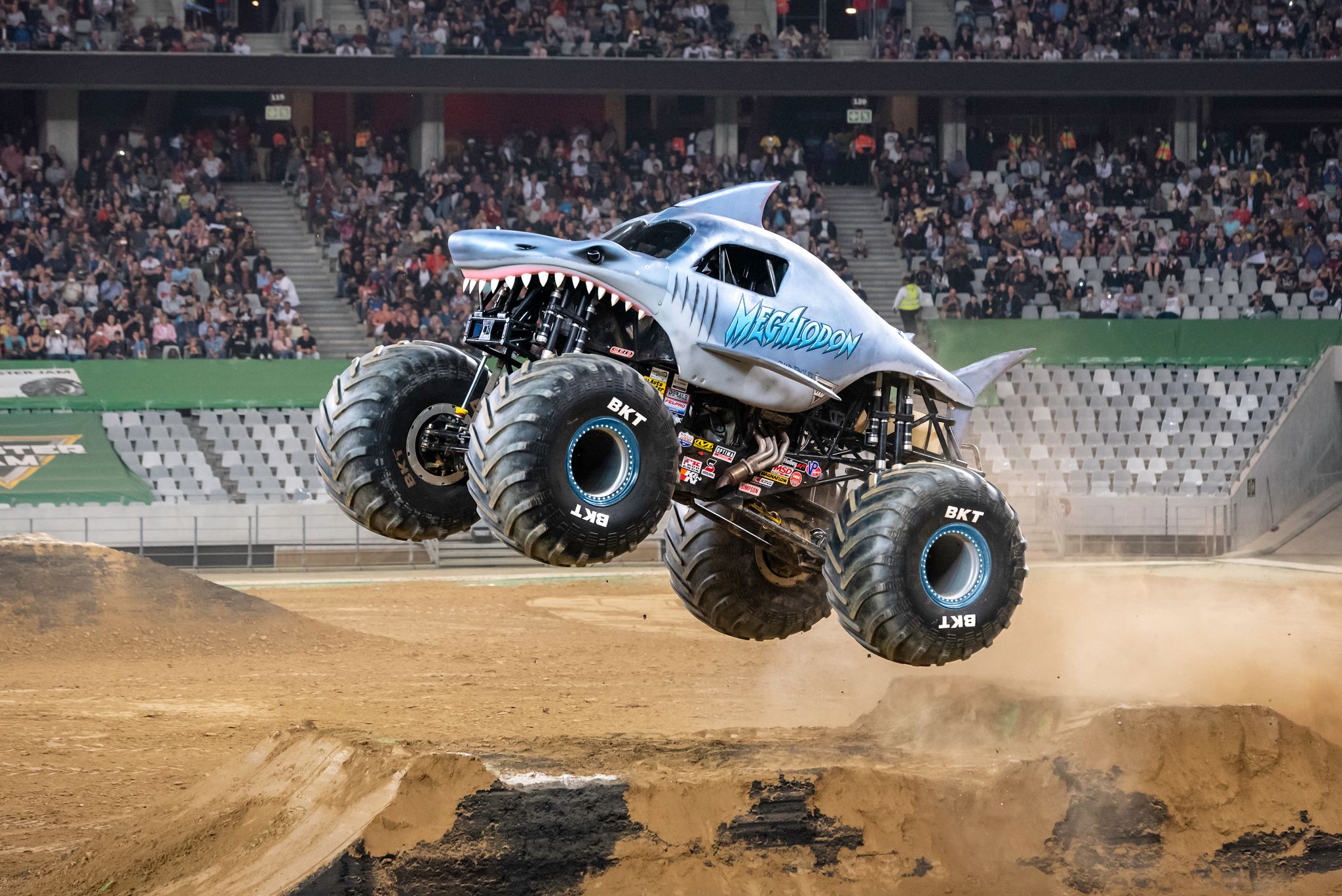 Monster Jam® 2022 Stéfani gets fit
