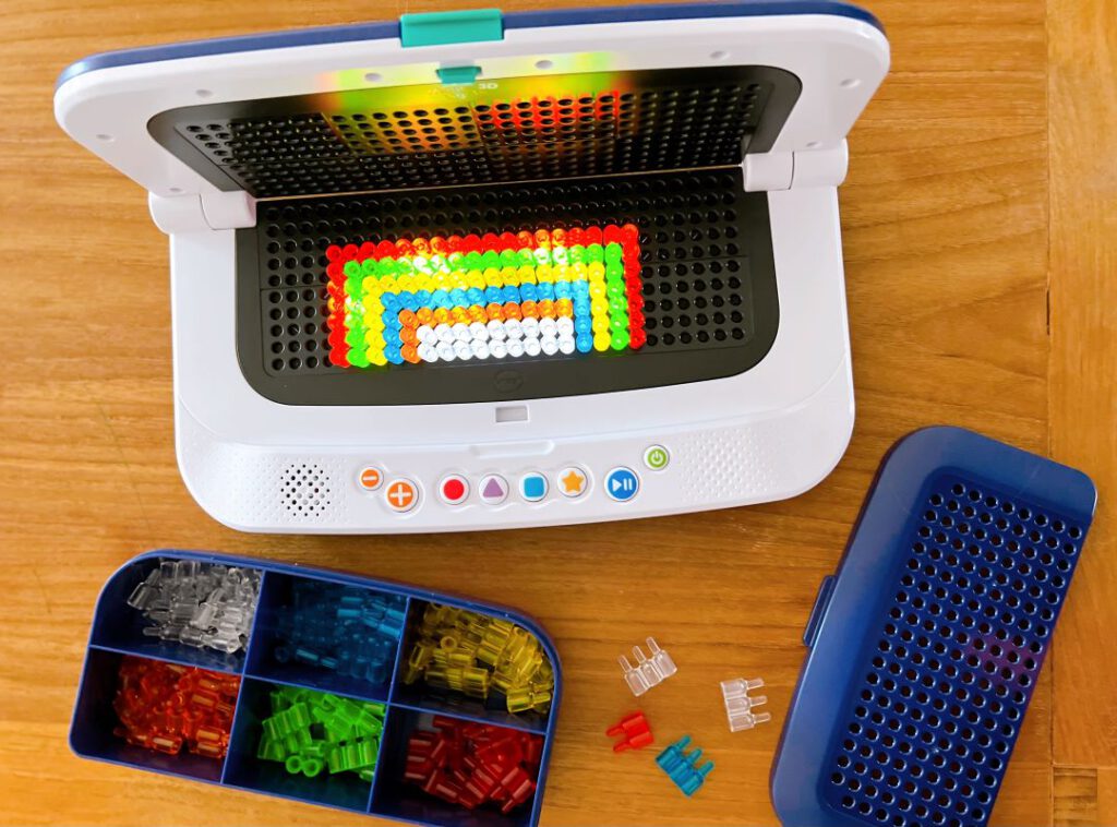 VTech Magic Lights 3D - Educatief Speelgoed - Inclusief 180 Pinnetjes - 6  Kleuren 