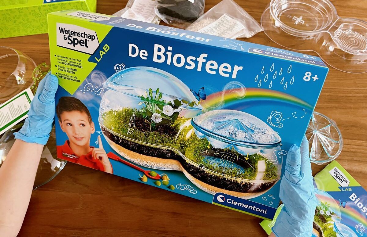 Clementoni Biosfeer - Stéfani gets fit