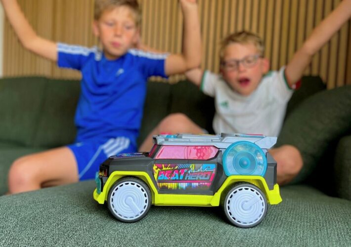 beat hero speelgoed auto